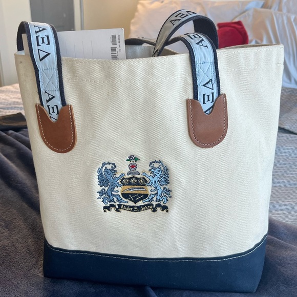 Handbags - Alpha Xi Delta canvas tote bag